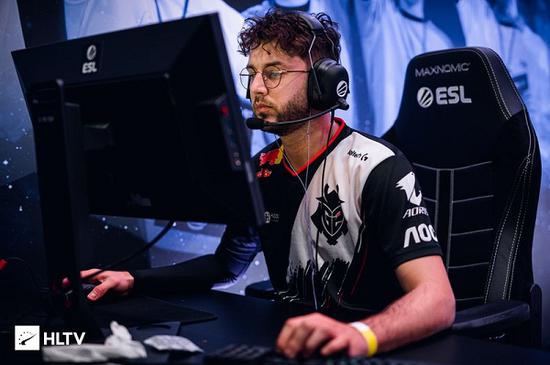 AL战队逆转胜利挺进S15八强精彩回顾